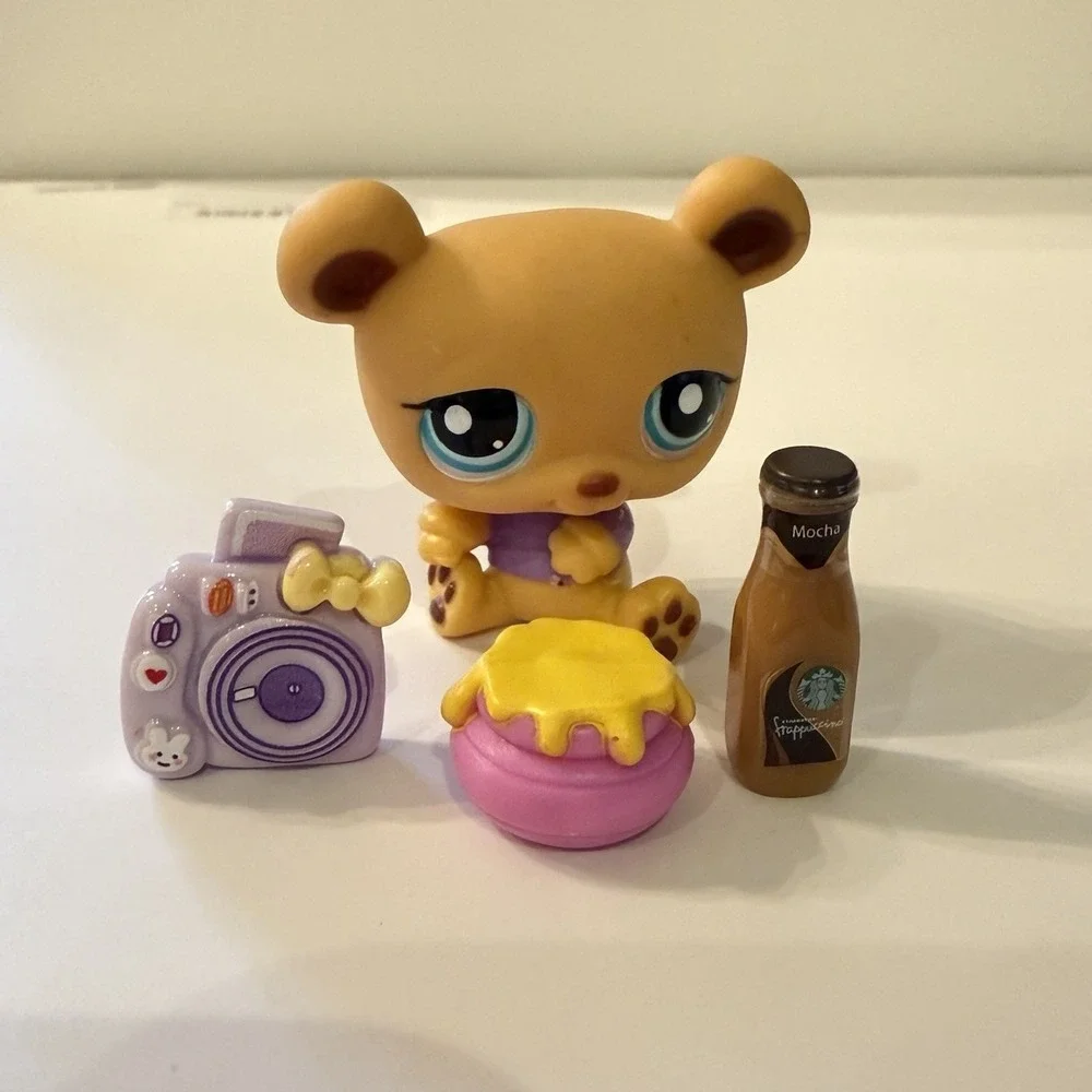 Littlest Pet Shop LPS #1834 Bear 2010 Original Honey Pot + Cute Accessories